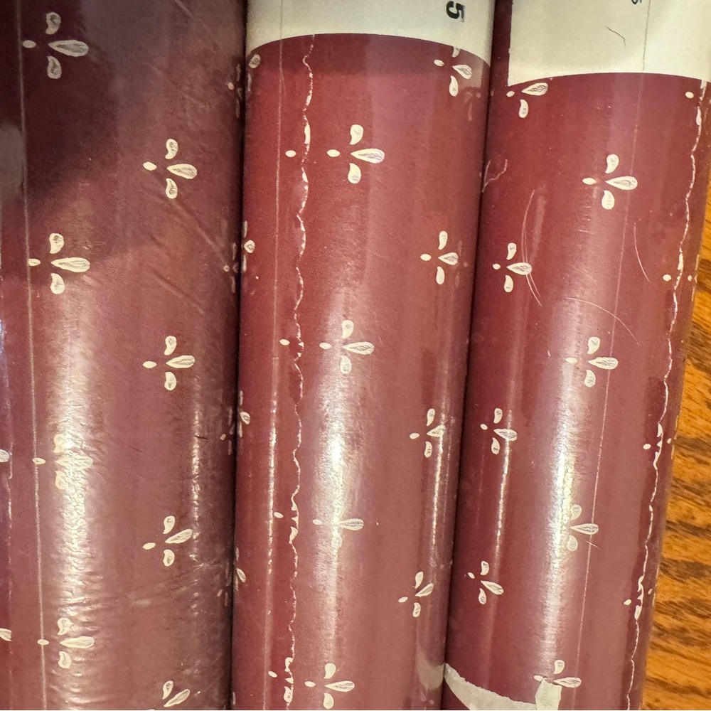 1-roll Village pre-pasted double roll wallpaper maroon Red & White